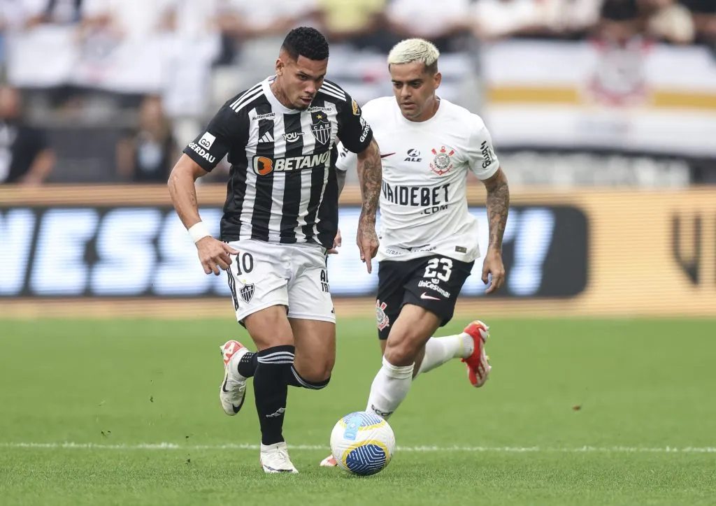 Fagner em ação pelo Corinthians (Photo by Alexandre Schneider/Getty Images)