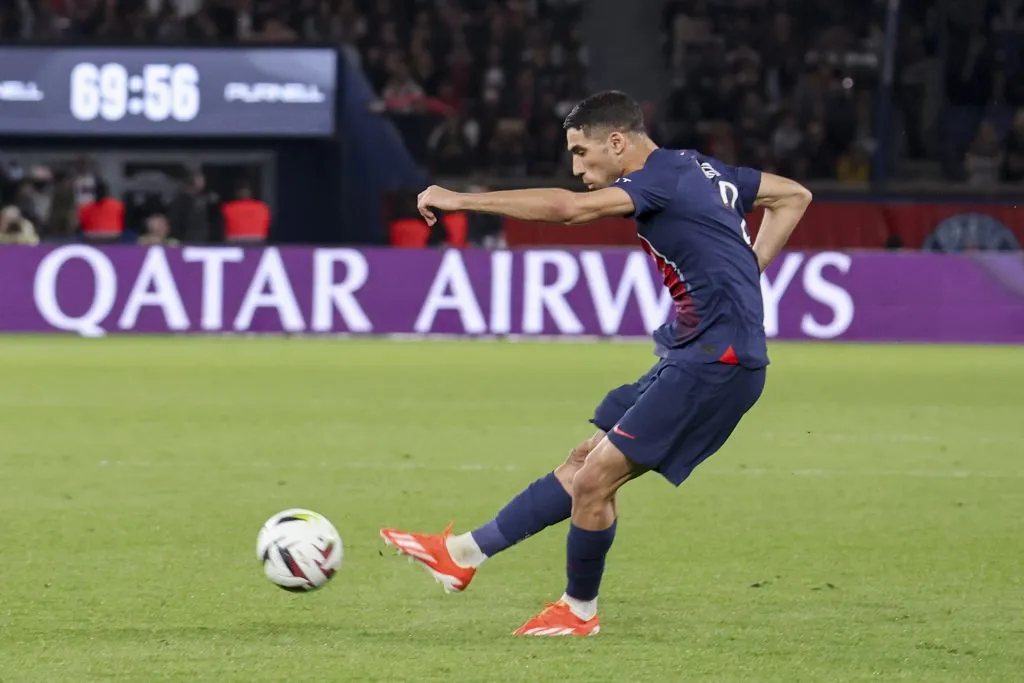 Hakimi vira a prioridade merengue.(Photo by Catherine Steenkeste/Getty Images for Qatar Airways)
