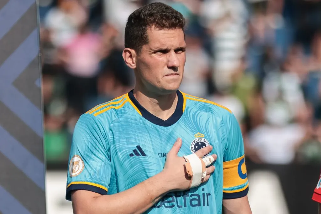 Rafael Cabral pelo Cruzeiro. Foto: Robson Mafra/AGIF