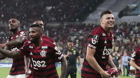 Vasco quer jogador que passou pelo arquirrival. Foto: Bruna Prado/Getty Images