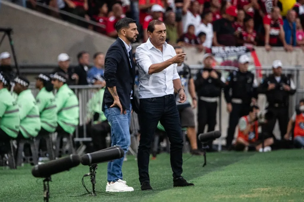 Ramón Díaz teve tempo para treinar o elenco para estreia do Brasileirão | Foto: Leandro Amorim/Vasco