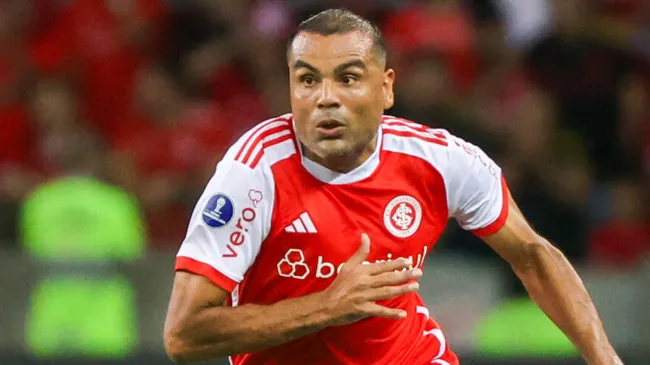 Gabriel Mercado em ação pelo Internacional. (Foto: Ricardo Duarte / Internacional / Divulgação)