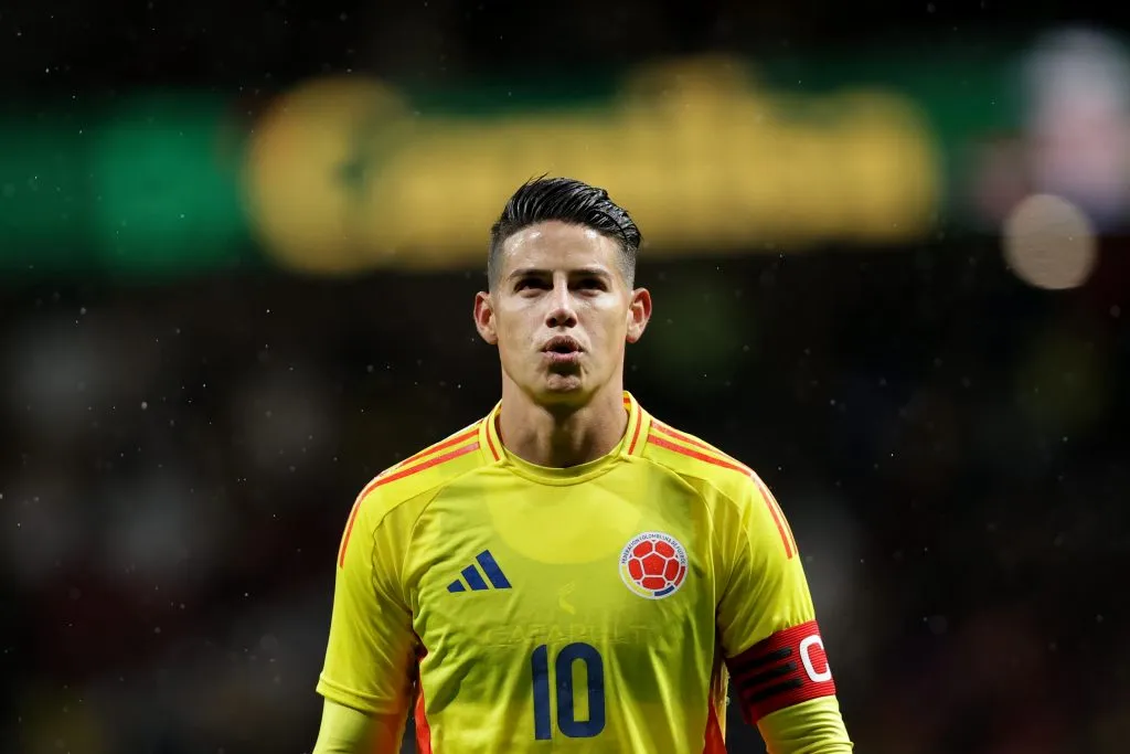 Meia defendendo a Colômbia (Photo by Gonzalo Arroyo Moreno/Getty Images)