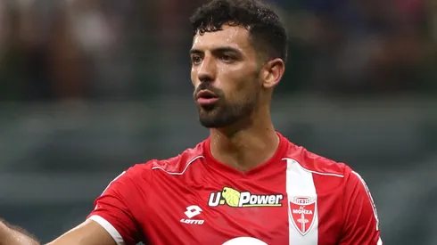 Este fator pode impedir o retorno de Pablo Marí, ex-Flamengo, ao futebol brasileiro. (Photo by Marco uzzani/Getty Images)