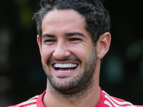 Ex-São Paulo, Pato é aprovado em rival paulista e anúncio está a detalhes