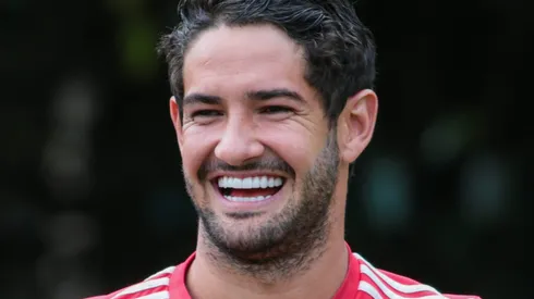 De casa nova: Alexandre Pato é aprovado no Santos e anúncio depende de uma só condição. Foto: Marcello Zambrana/AGIF