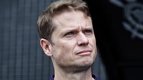 Cruzeiro cometeu um erro ao contratar o técnico Fernando Seabra. Foto: Fabio Giannelli/AGIF