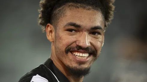 Alvo do Corinthians, Adryelson pode pintar no futebol brasileiro em troca de jogadores. Foto: Jorge Rodrigues/AGIF