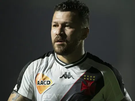 Agora: Santos bate martelo sobre contratação de Rossi, atacante do Vasco