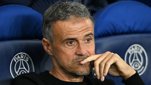 Luis Enrique fez qustão de provocar Xavi antes do duelo entre PSG e Barcelona pela Champions (Photo by Mike Hewitt/Getty Images)