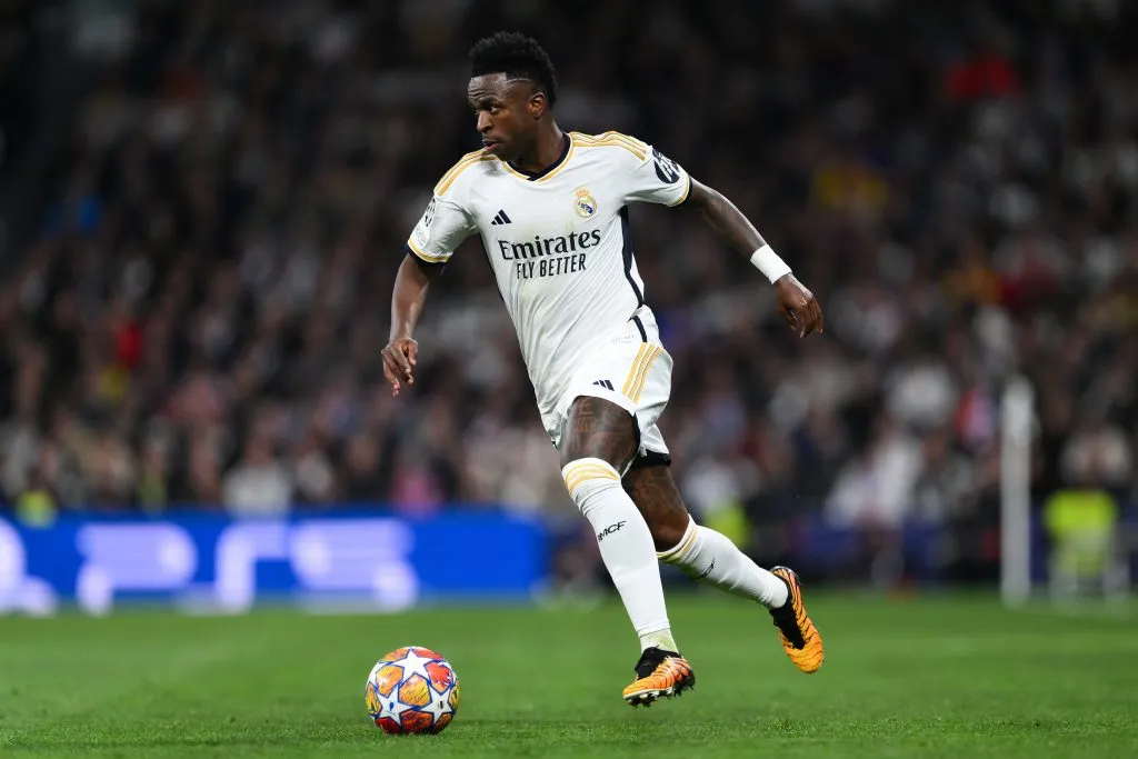 Vini em ação pelo Real Madrid. (Photo by David Ramos/Getty Images)