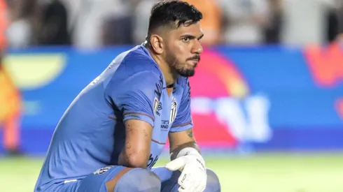 Opinião: Santos erra ao liberar João Paulo desta forma. Foto: Reinaldo Campos/AGIF