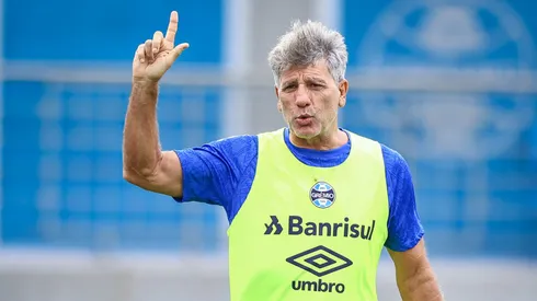 Renato aceitou liberar jogador do Grêmio (Foto: Lucas Uebel/Grêmio/Divulgação)
