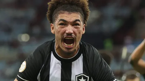 Rival do Corinthians quer dar chapéu no Timão e fechar com Adryelson, ex-Botafogo. (Photo by Buda Mendes/Getty Images)