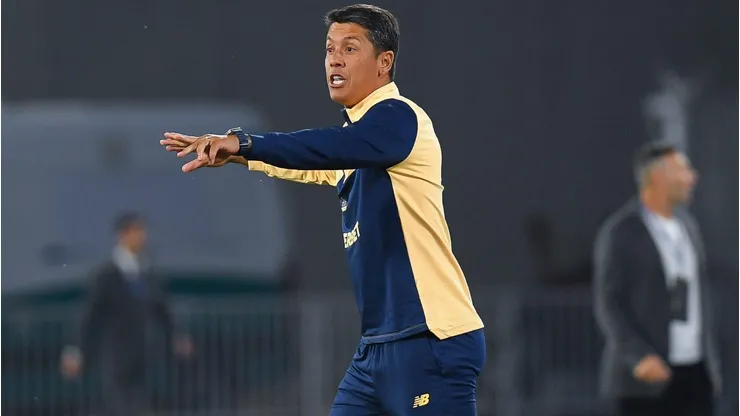 Thiago Carpini coach of Sao Paulo . (Photo by Hernan Cortez/Getty Images)