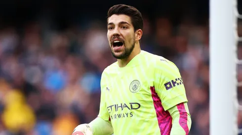 Stefan Ortega em jogo pelo Manchester City . (Photo by Naomi Baker/Getty Images)