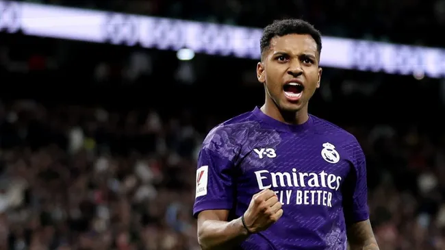 Na mira de PSG, Liverpool e Man City, Rodrygo, do Real Madrid, define onde vai jogar. (Photo by Florencia Tan Jun/Getty Images)