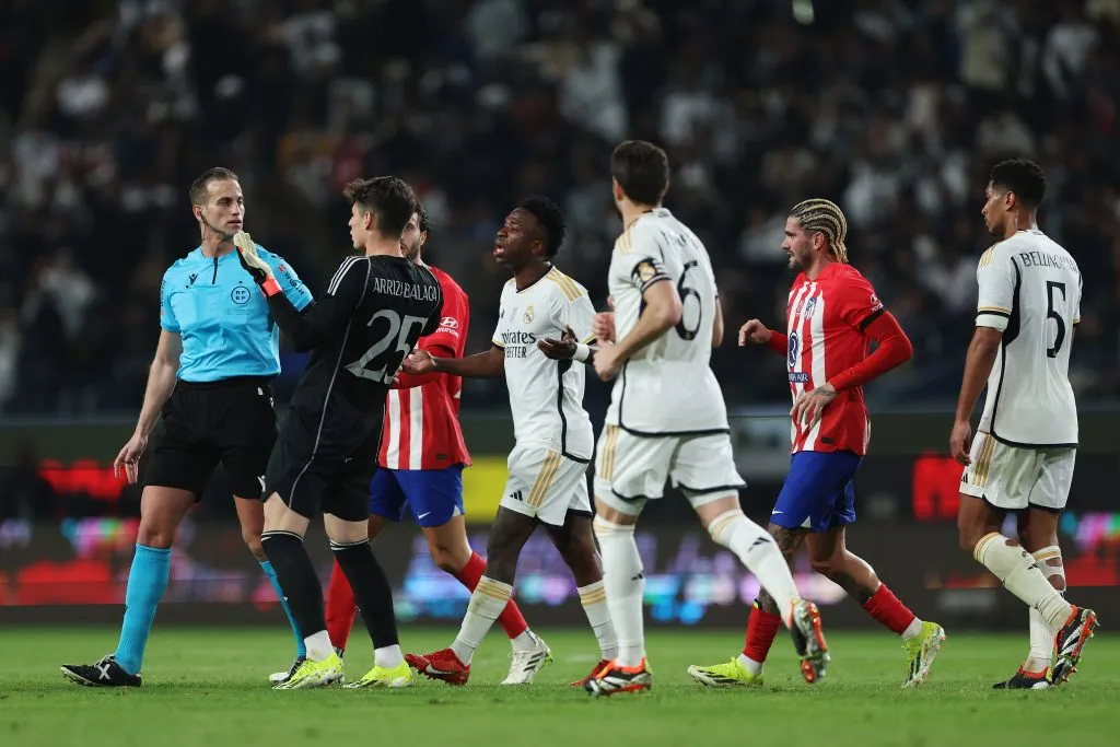 Kepa em partida contra o Atlético de Madrid. (Photo by Yasser Bakhsh/Getty Images)