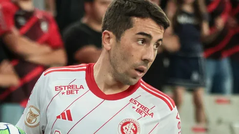 De Pena se manifesta sobre informação de rescisão de contrato com o Internacional. Foto: Robson Mafra/AGIF