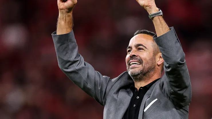 Artur Jorge se manifestou em entrevista (Foto: Maja Hitij/Getty Images)