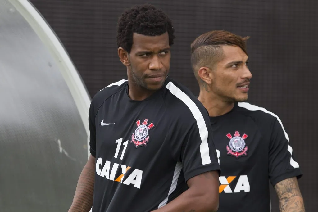 Gil e Guerrero pelo Corinthians | Foto: © Daniel Augusto Jr. / Ag. Corinthians