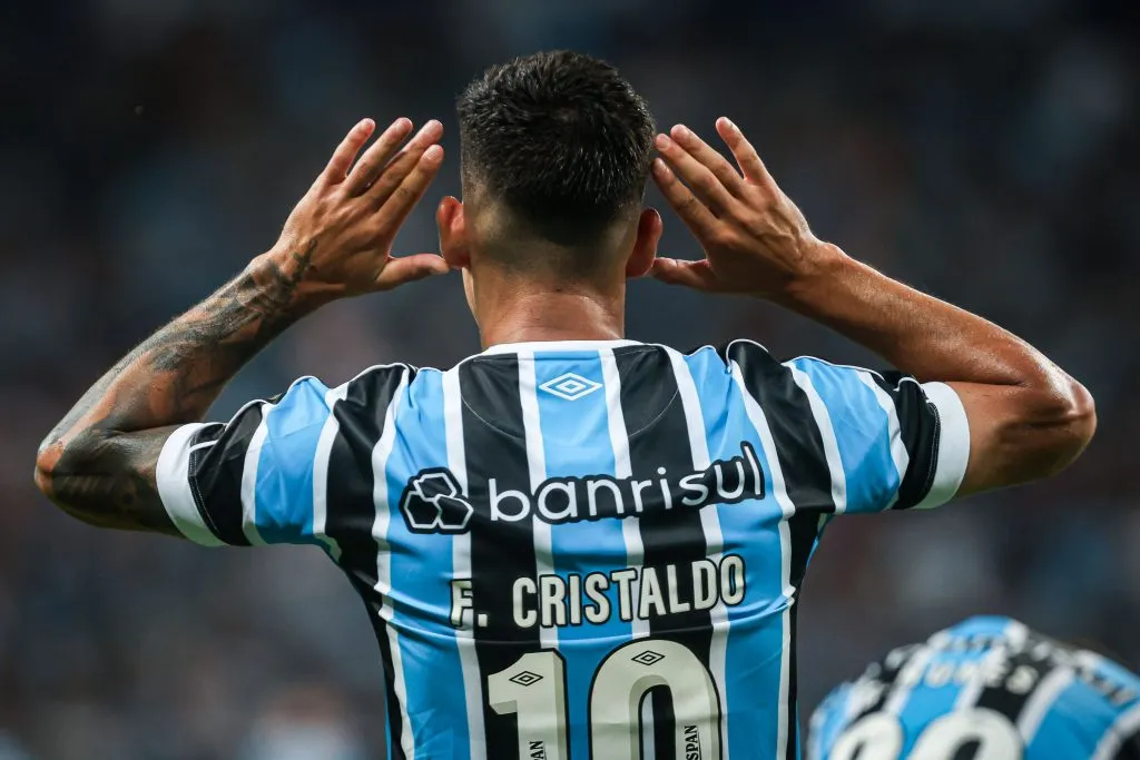Cristaldo em ação pelo Grêmio. Foto: Maxi Franzoi/AGIF