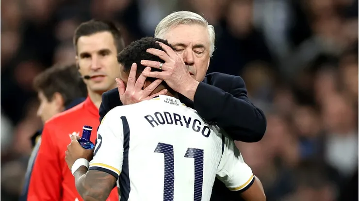 MADRID, SPAIN - FEBRUARY 10: Carlo Ancelotti, with Rodrygo. (Photo by Florencia Tan Jun/Getty Images)