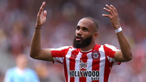 Bryan Mbuemo em jogo pelo Brentford