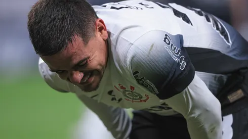 Fagner sofre lesão