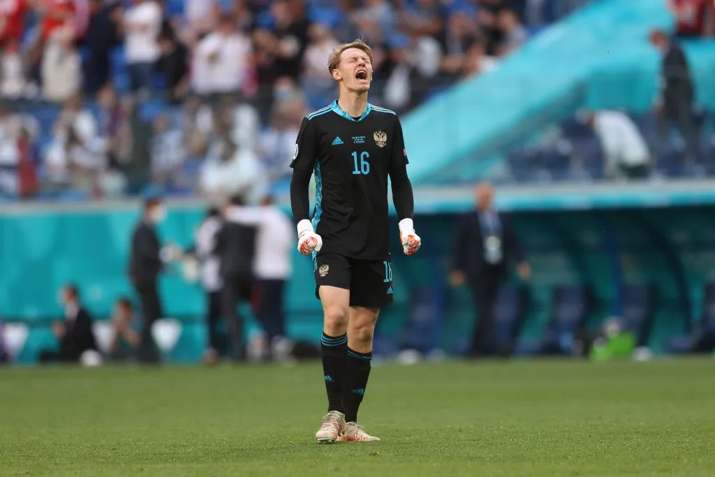 Matvei Safonov, novo reforço do PSG. (Photo by Lars Baron/Getty Images)