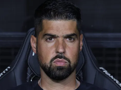 António pede até seis reforços à diretoria do Corinthians