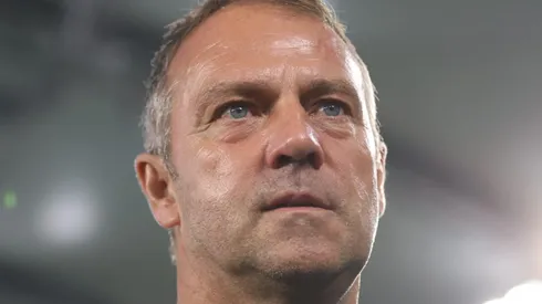 Barcelona pode anunciar jogador avaliado em R$ 222 milhões após aprovação de Hansi Flick. (Photo by Alex Grimm/Getty Images)