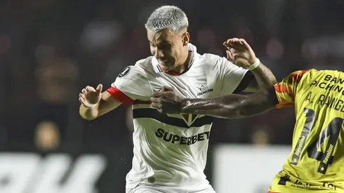 Ferreira of Sao Paulo . (Photo by Alexandre Schneider/Getty Images)