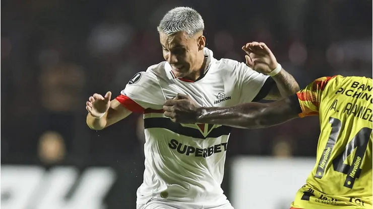 Ferreira of Sao Paulo . (Photo by Alexandre Schneider/Getty Images)