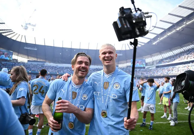 Jack Grealish and Erling Haaland of Manchester City (Photo by Justin Setterfield/Getty Images)