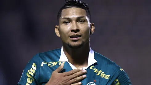 Rony, do Palmeiras, encerra rumores e define em qual clube vai jogar no Brasil. Foto: Marcello Zambrana/AGIF