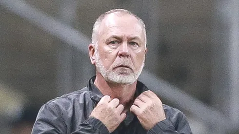 Mano Menezes coach of Internacional . (Photo by Fernando Alves/Getty Images)