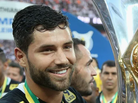 Zagueiro Felipe revela procura de até 5 clubes no Brasil
