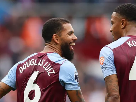 Manchester United pode fechar com Konsa, do Aston Villa