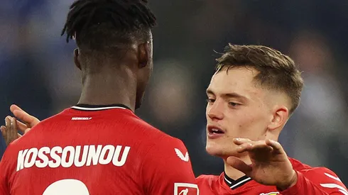 Liverpool de Arne Slot pode pagar R$ 333 milhões por titular do Bayer Leverkusen. (Photo by Dean Mouhtaropoulos/Getty Images)