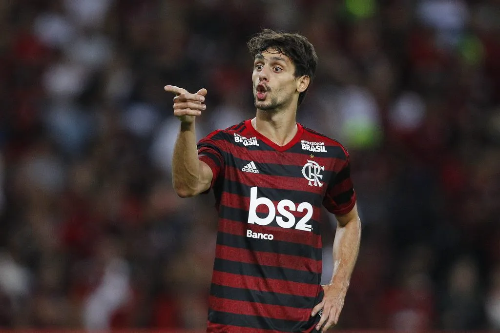 Rodrigo Caio será anunciado em breve como reforço do Grêmio (Foto: Wagner Meier/Getty Images)