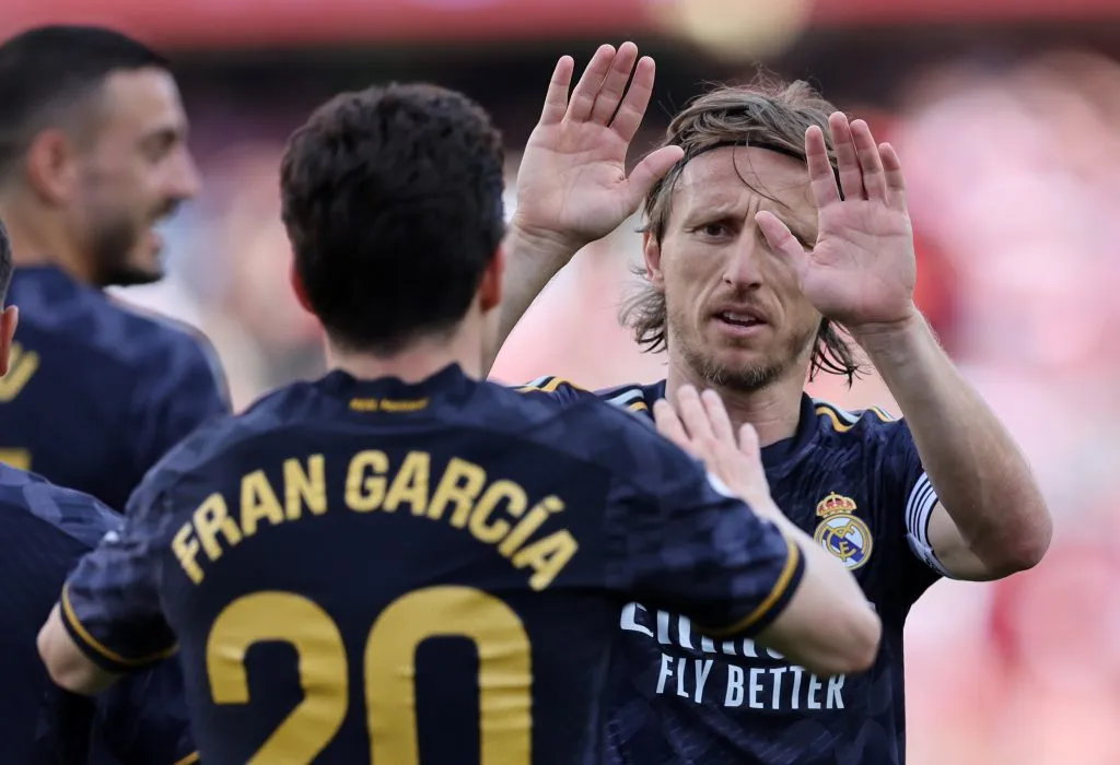 Modric quer ficar em Madrid. (Photo by Clive Brunskill/Getty Images)