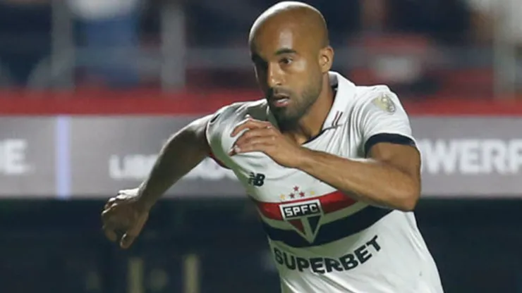 Lucas Moura voltou a atuar pelo São Paulo (Créditos: Rubens Chiri e Paulo Pinto/Saopaulofc.net/Divulgação)