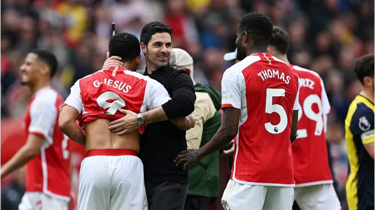 Opinião: Arsenal pode superar o Manchester City e fazer história na Inglaterra. (Photo by Shaun Botterill/Getty Images)