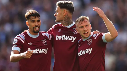 Liverpool pode investir R$ 650 milhões na compra de sensação da Premier League. (Photo by Alex Pantling/Getty Images)