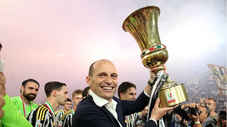 Allegri comemorando título da Copa da Itália da temporada 2023-24. (Photo by Paolo Bruno/Getty Images)