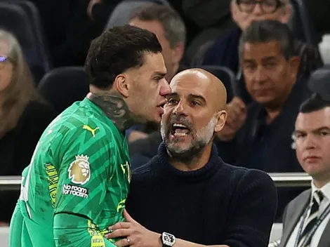 Ederson discorda de Guardiola no City e chuta copo d'água; assista