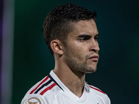 Jogador do São Paulo sofre e Nestor manda recado ao vivo à torcida