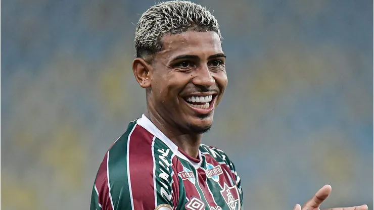 Fluminense volta atrás e aceita negócio de R$ 111 milhões por John Kennedy. Foto: Thiago Ribeiro/AGIF