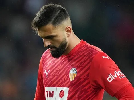 Giorgi Mamardashvili vira alvo do Newcastle